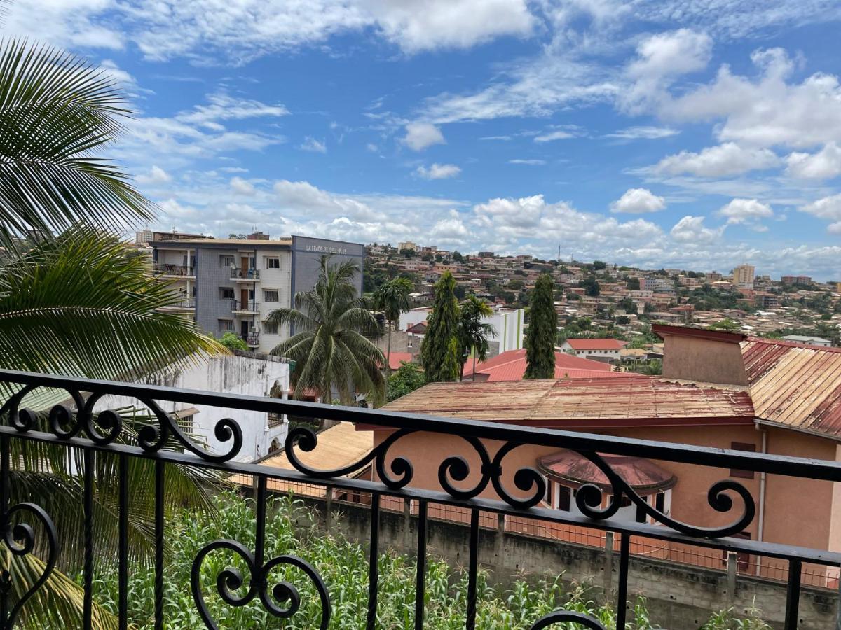 Appartements Modernes, Wifi, Tv - Yaounde, Omnisports Exteriör bild