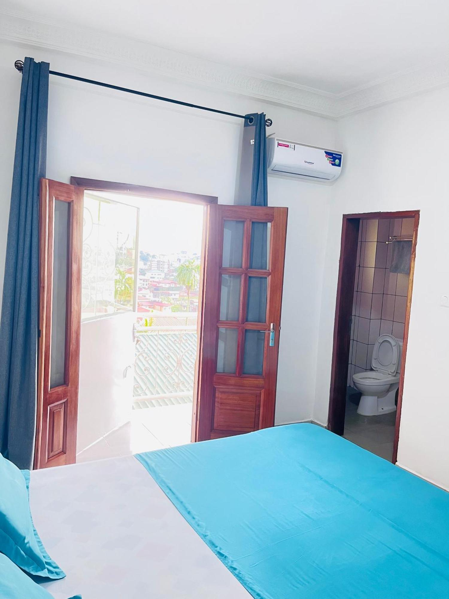 Appartements Modernes, Wifi, Tv - Yaounde, Omnisports Exteriör bild