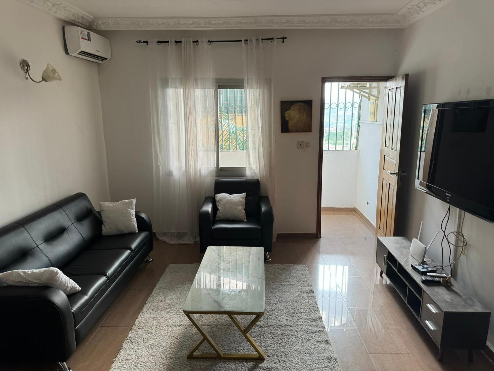 Appartements Modernes, Wifi, Tv - Yaounde, Omnisports Exteriör bild